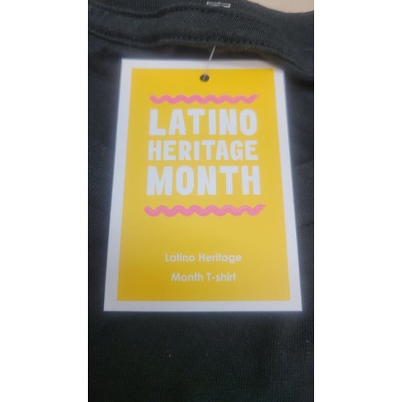 Latino Heritage Month Adult Gender Inclusive Mas Que Una Voz Long Sleeve T-Shirt - Picture 6 of 7